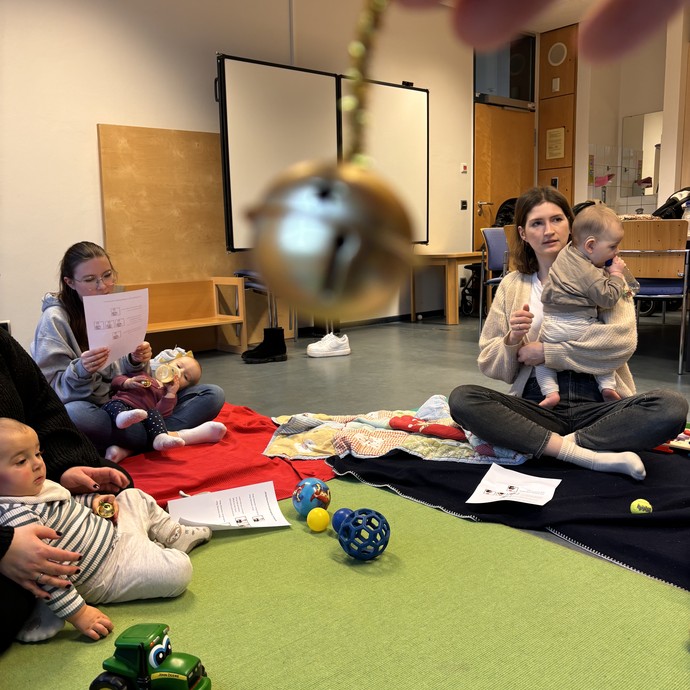 None (vergrößerte Bildansicht wird geöffnet)