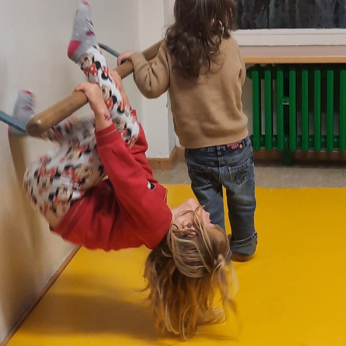 None (vergrößerte Bildansicht wird geöffnet)