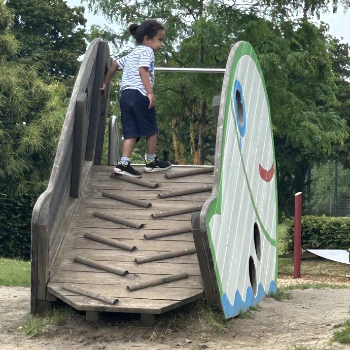 None (vergrößerte Bildansicht wird geöffnet)