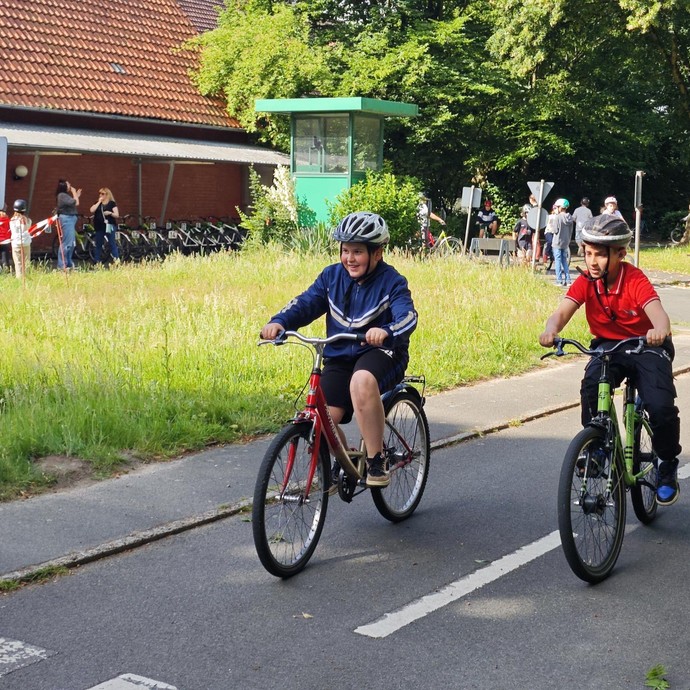 Jugendverkehrsschule 2025 (vergrößerte Bildansicht wird geöffnet)