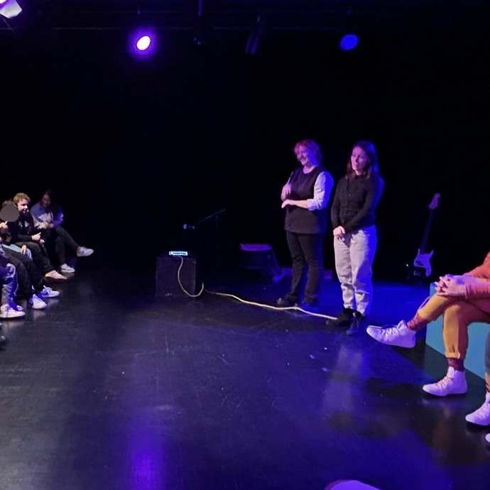 Theater - Ich will das so (vergrößerte Bildansicht wird geöffnet)