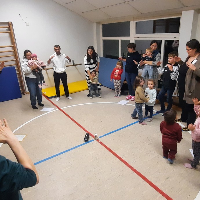 None (vergrößerte Bildansicht wird geöffnet)