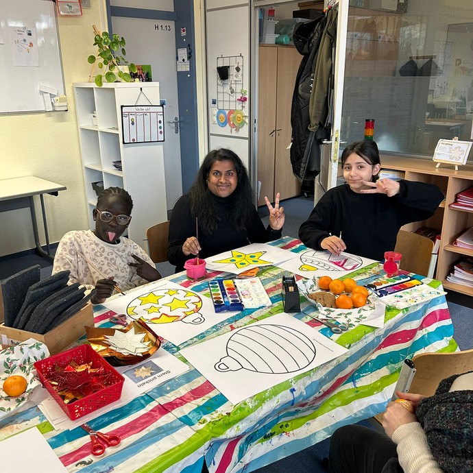 Adventsbasteln 2025 (vergrößerte Bildansicht wird geöffnet)