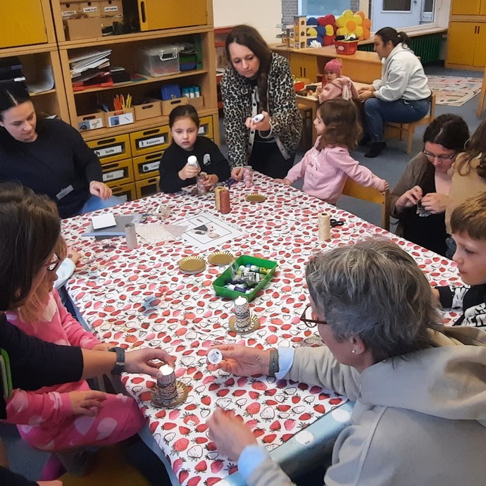 None (vergrößerte Bildansicht wird geöffnet)